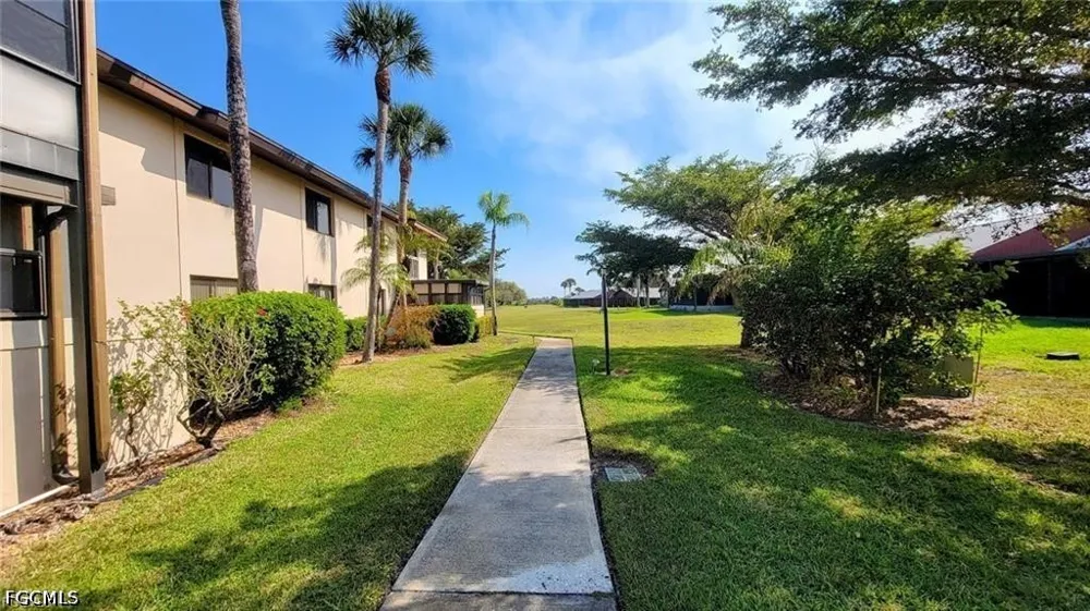 Villa Drive #C203 Labelle, FL 33935