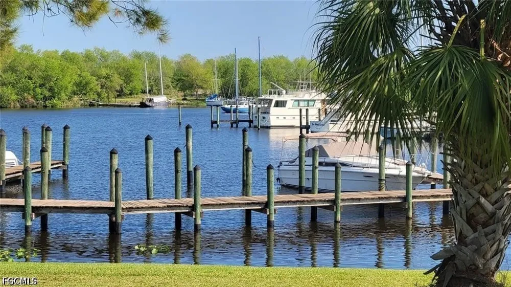 Villa Drive #C203 Labelle, FL 33935