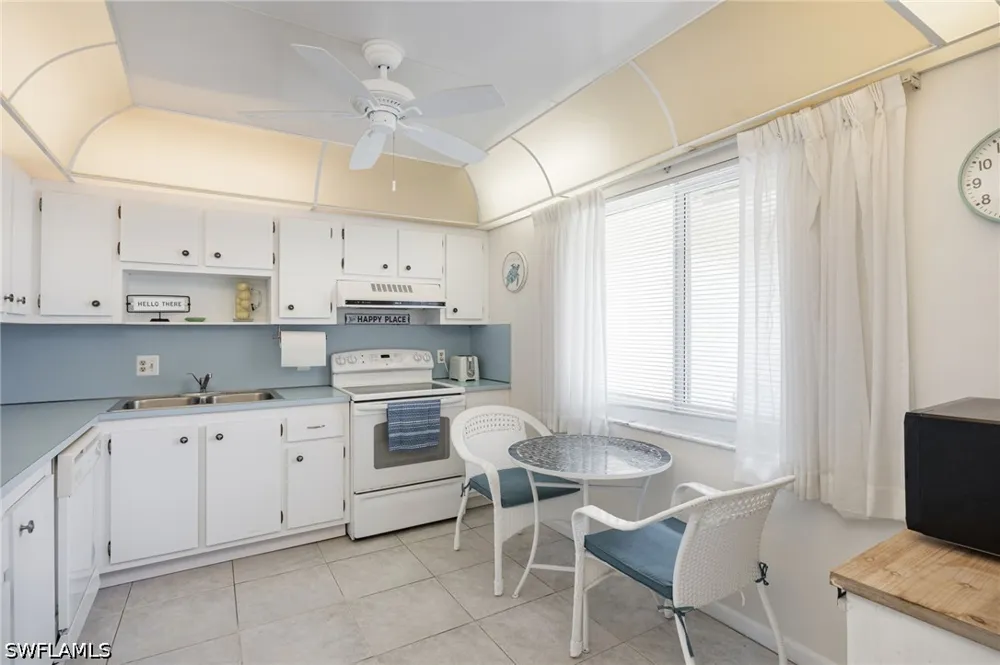 Palm Drive #1732 Naples, FL 34112