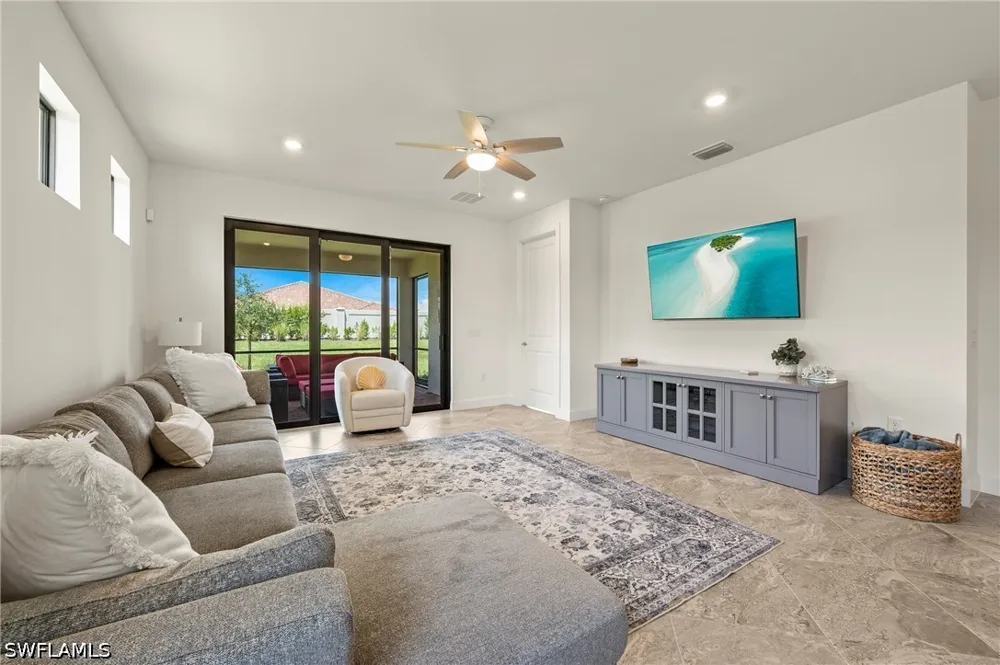 Caravita Lane Fort Myers, FL 33913