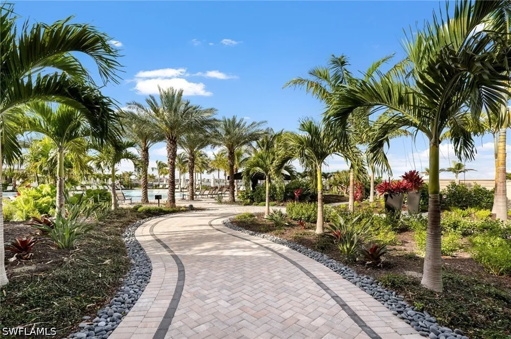 Caravita Lane Fort Myers, FL 33913