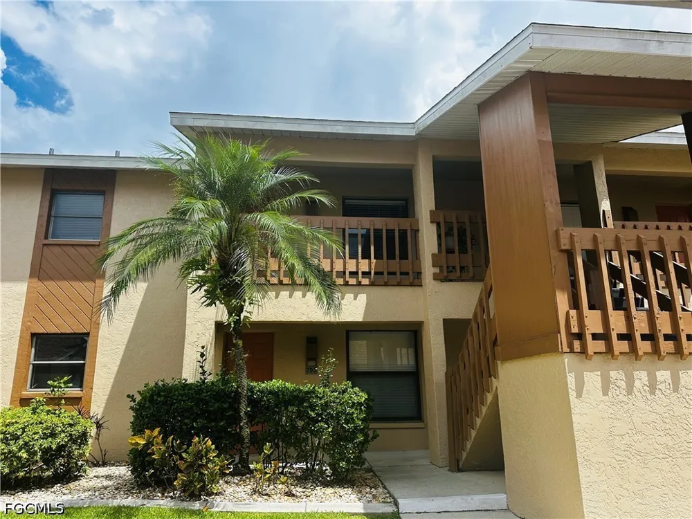 Moonraker Court #209 North Fort Myers, FL 33917
