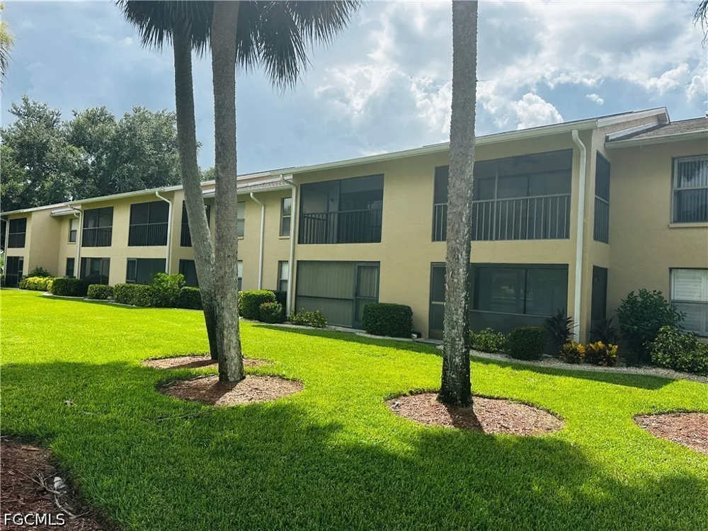 Moonraker Court #209 North Fort Myers, FL 33917