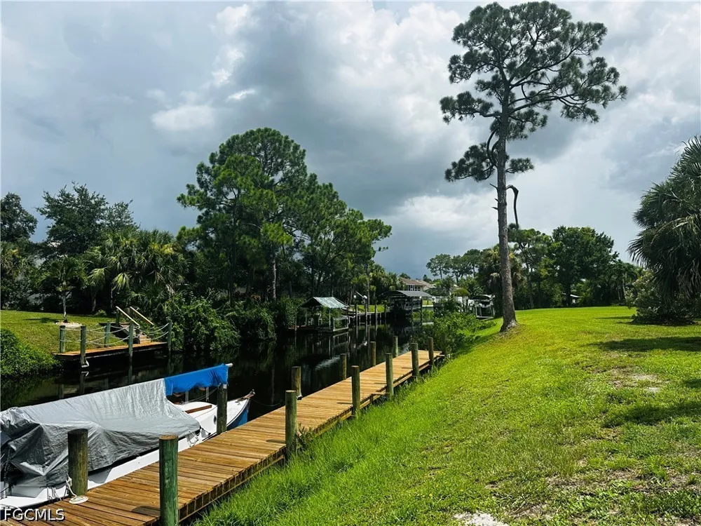 Moonraker Court #209 North Fort Myers, FL 33917