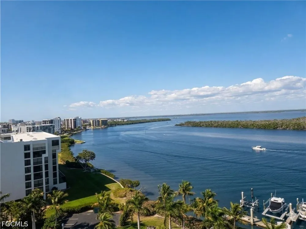 Bay Beach Lane Fort Myers Beach, FL 33931