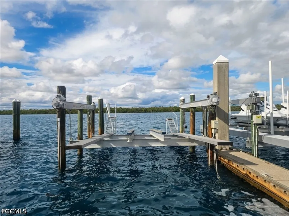 Bay Beach Lane Fort Myers Beach, FL 33931