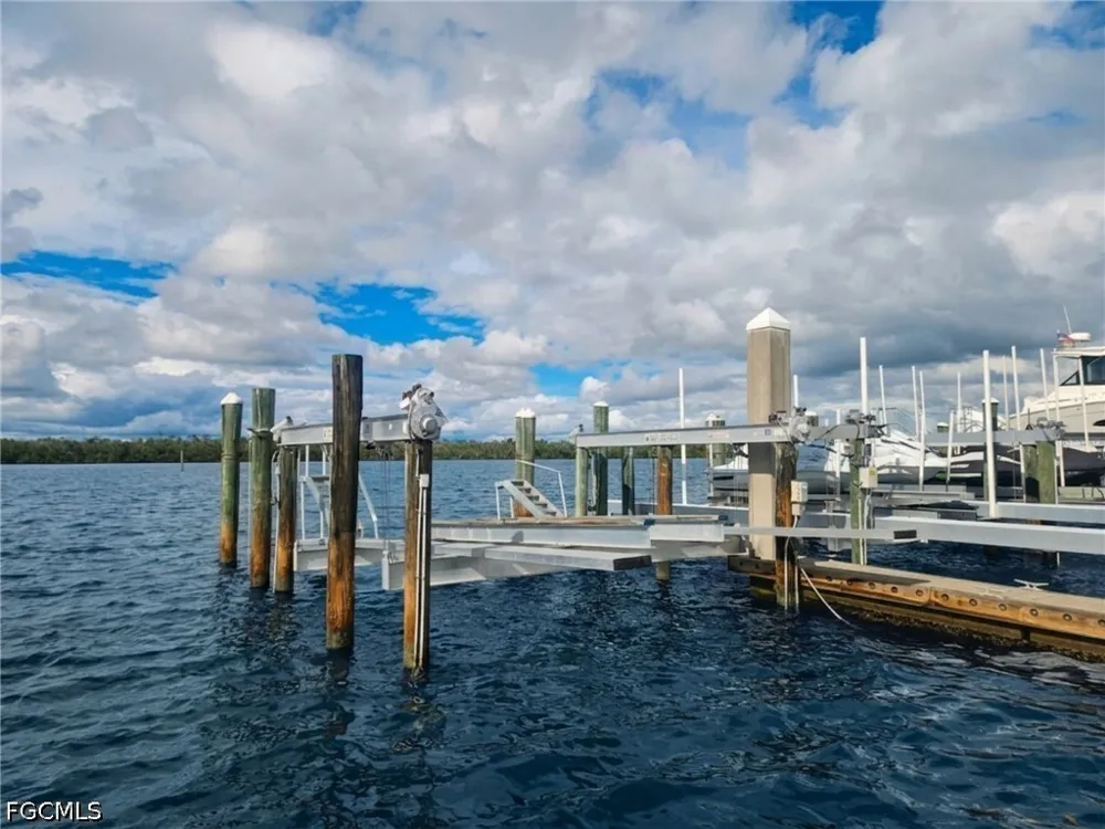 Bay Beach Lane Fort Myers Beach, FL 33931