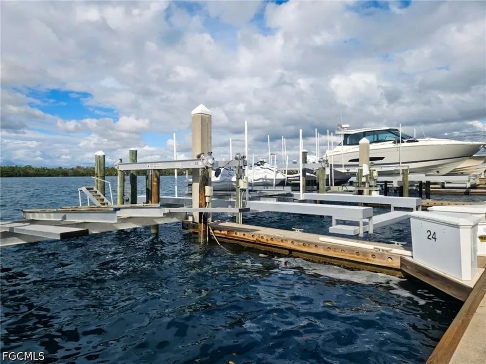 Bay Beach Lane Fort Myers Beach, FL 33931