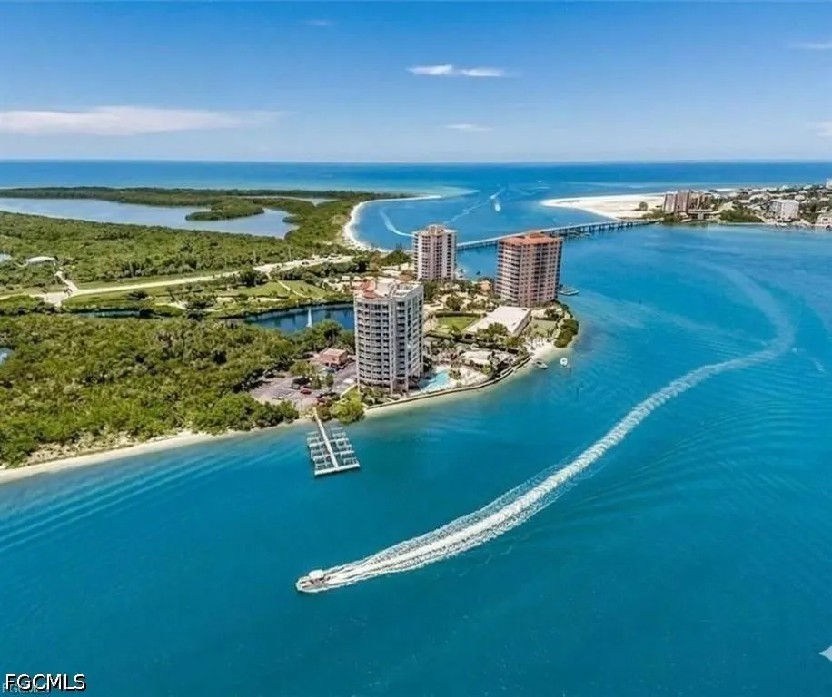 Bay Beach Lane Fort Myers Beach, FL 33931