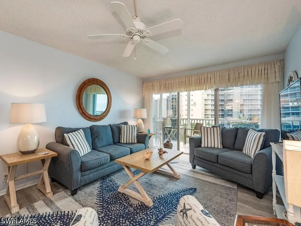 Bluebill Avenue #709 Naples, FL 34108