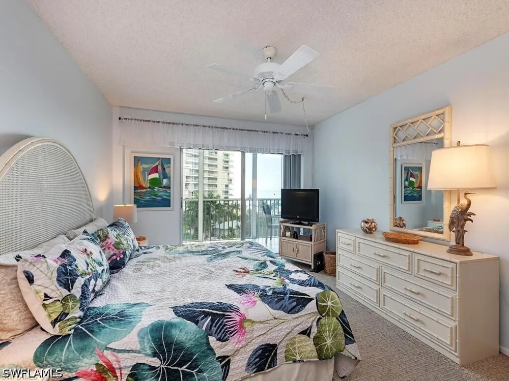 Bluebill Avenue #709 Naples, FL 34108