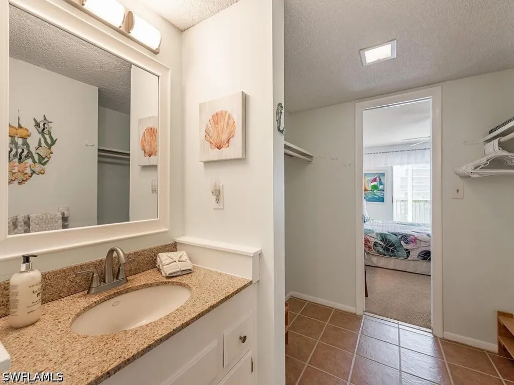 Bluebill Avenue #709 Naples, FL 34108