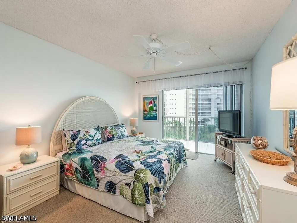 Bluebill Avenue #709 Naples, FL 34108