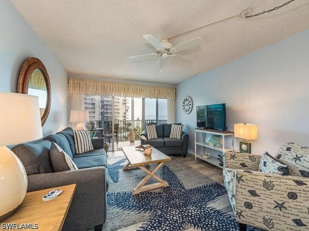 Bluebill Avenue #709 Naples, FL 34108