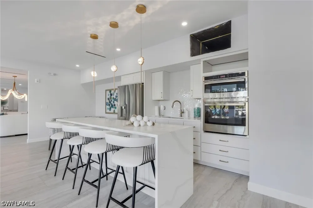 Bluebill Avenue #709 Naples, FL 34108