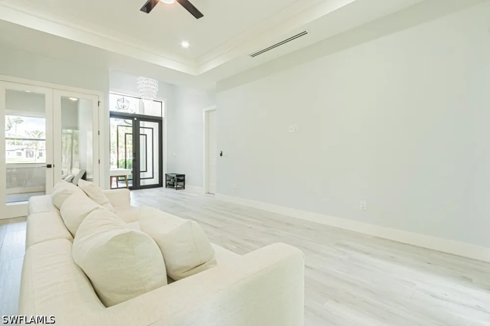 2nd Avenue SE Naples, FL 34117
