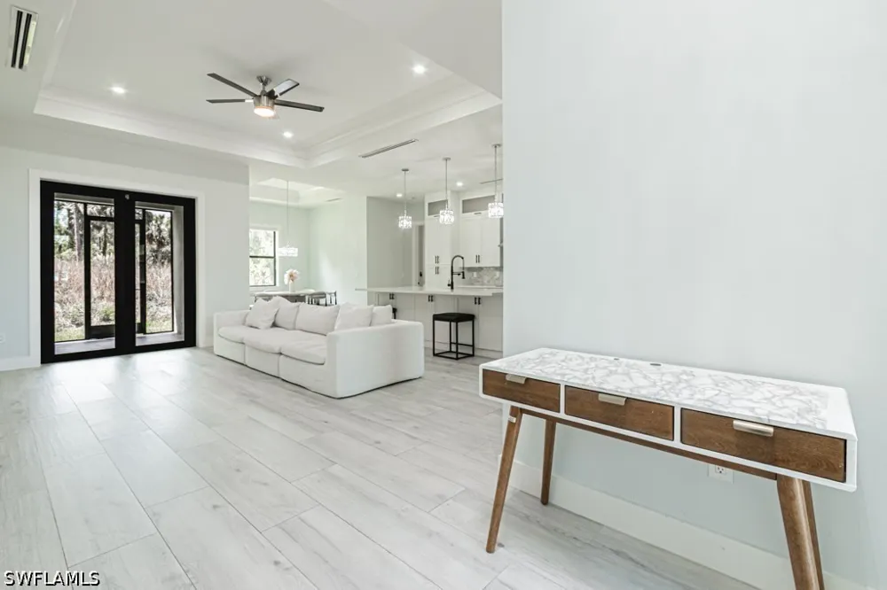 2nd Avenue SE Naples, FL 34117