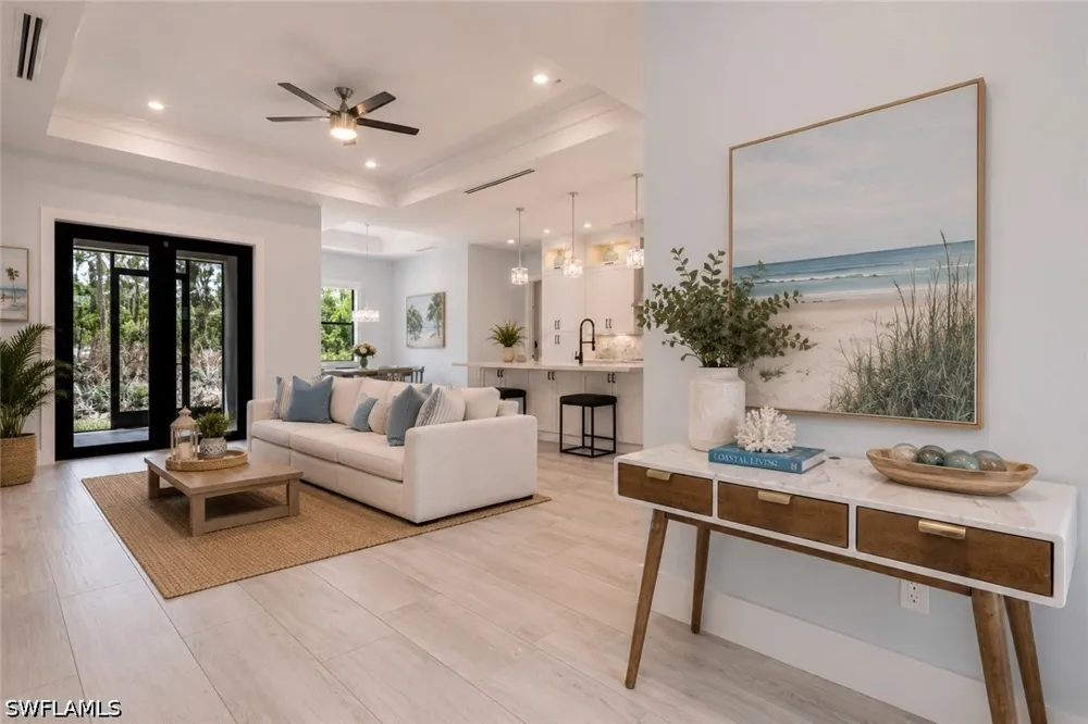 2nd Avenue SE Naples, FL 34117