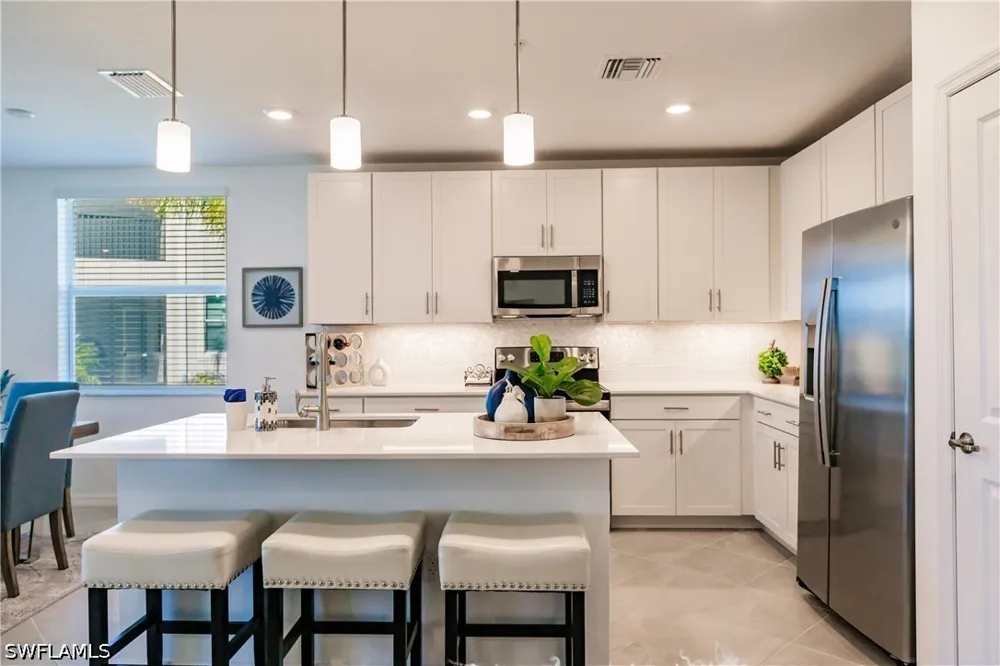 Pebblebrook Ridge Court #102 Fort Myers, FL 33905