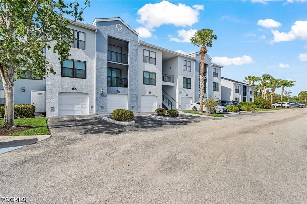 Eagle Ridge Drive #1517 Fort Myers, FL 33912