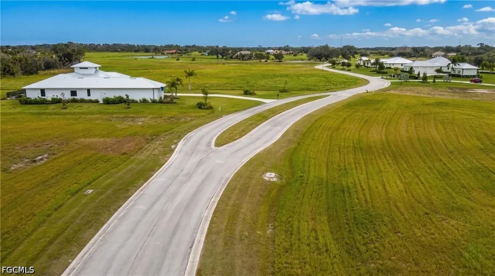 Yellow Button Lane Alva, FL 33920