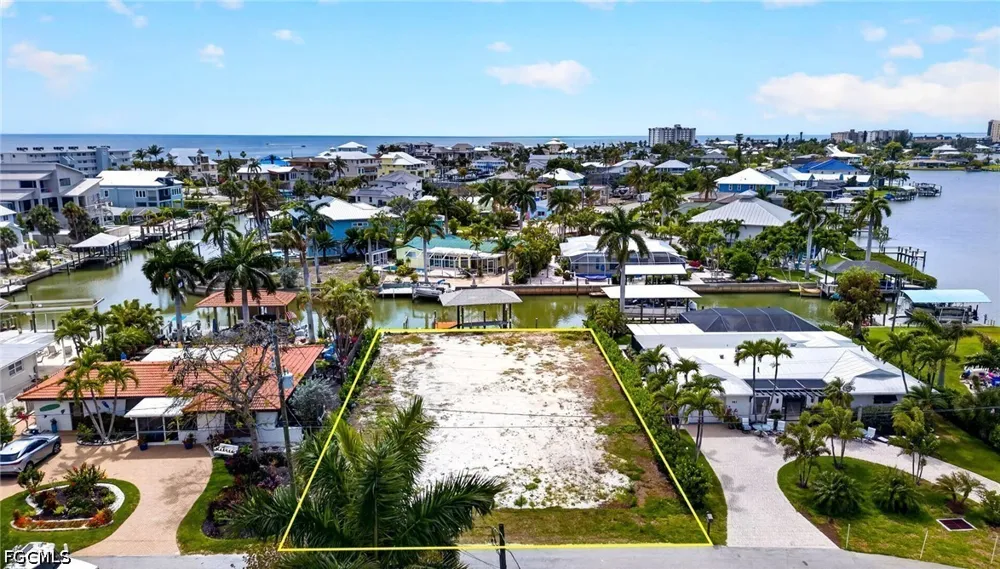 Estrellita Drive Fort Myers Beach, FL 33931