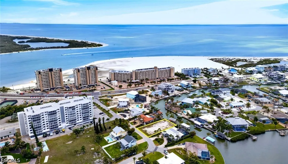 Estrellita Drive Fort Myers Beach, FL 33931