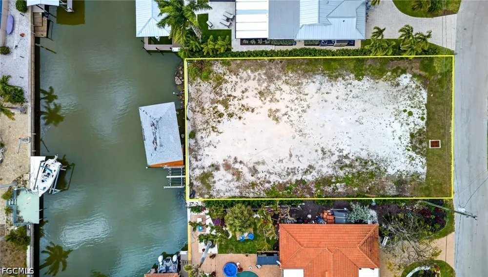 Estrellita Drive Fort Myers Beach, FL 33931