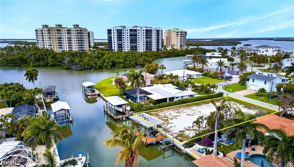 Estrellita Drive Fort Myers Beach, FL 33931