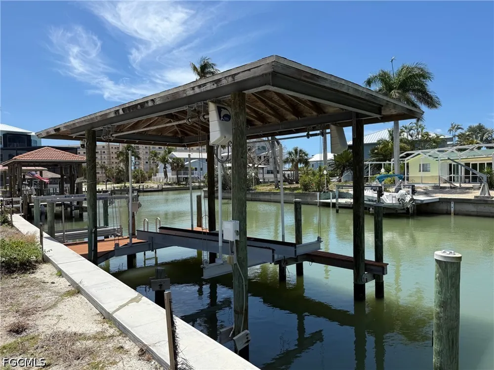 Estrellita Drive Fort Myers Beach, FL 33931