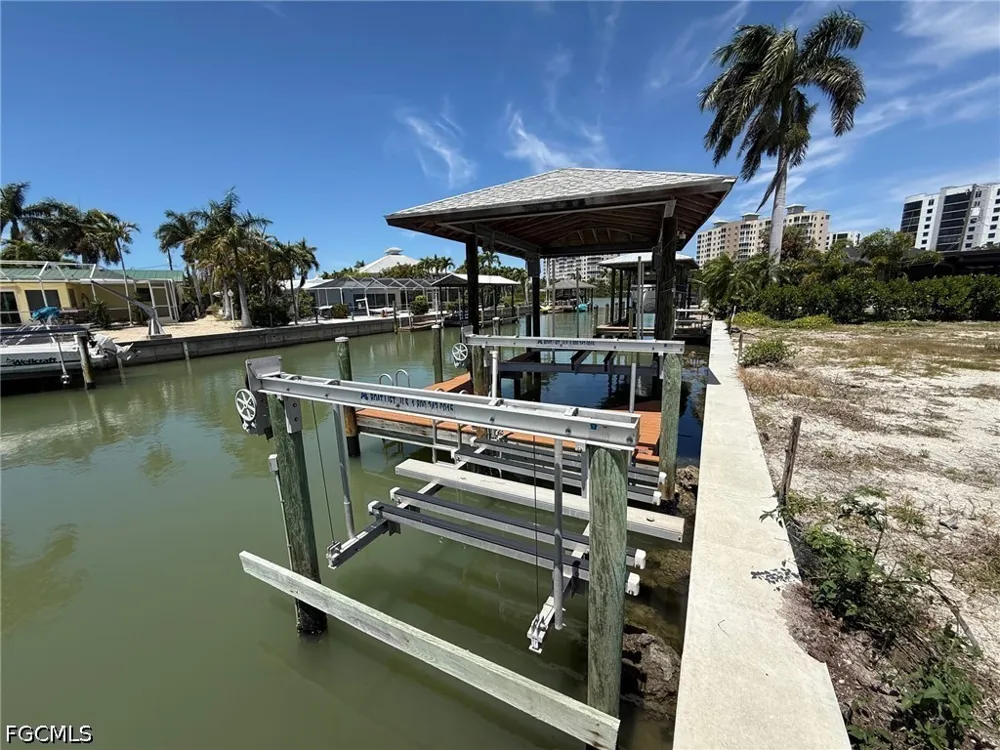 Estrellita Drive Fort Myers Beach, FL 33931
