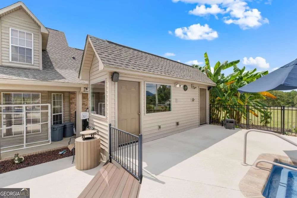 375 Dasher ST Lyons, GA 30436