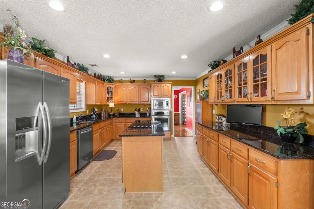 375 Dasher ST Lyons, GA 30436