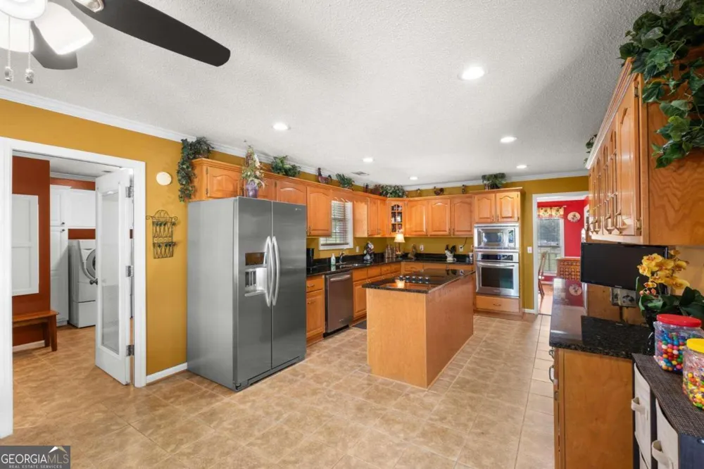 375 Dasher ST Lyons, GA 30436
