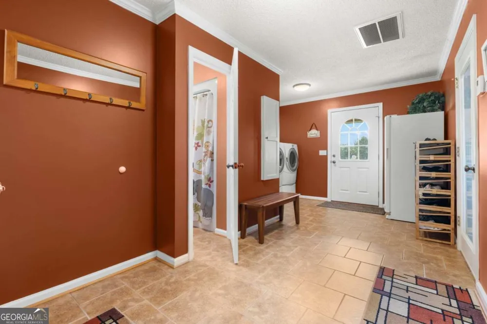 375 Dasher ST Lyons, GA 30436