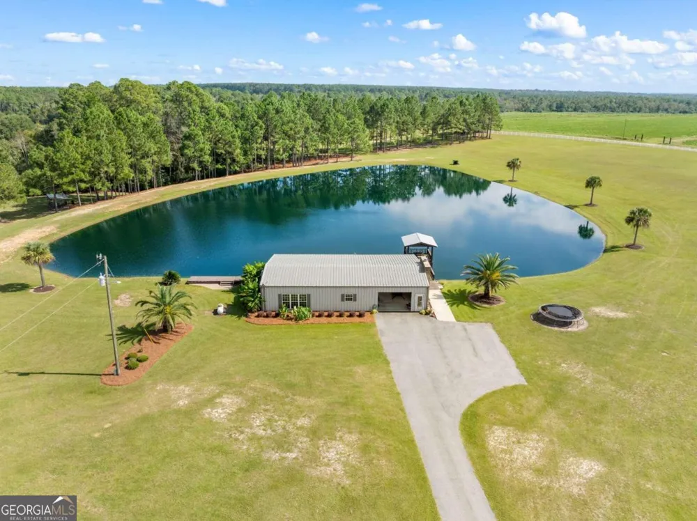 375 Dasher ST Lyons, GA 30436
