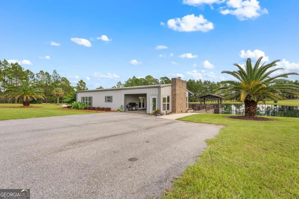 375 Dasher ST Lyons, GA 30436
