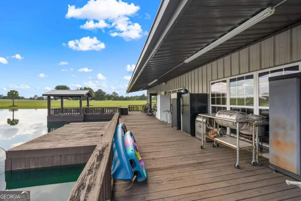 375 Dasher ST Lyons, GA 30436