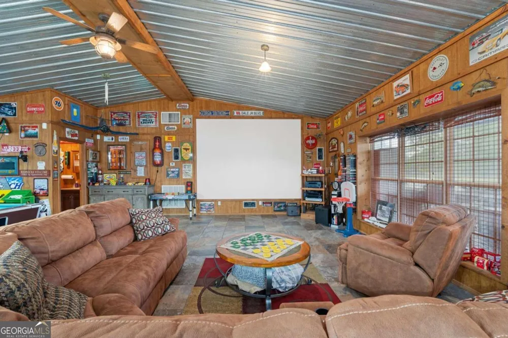 375 Dasher ST Lyons, GA 30436