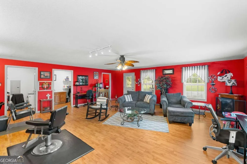 375 Dasher ST Lyons, GA 30436