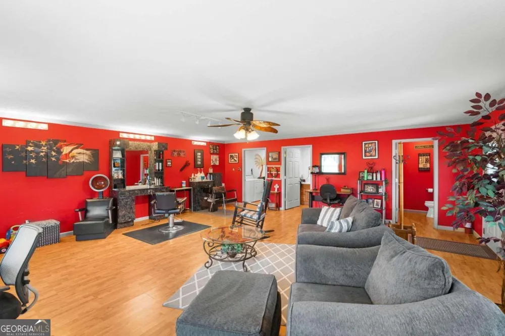 375 Dasher ST Lyons, GA 30436