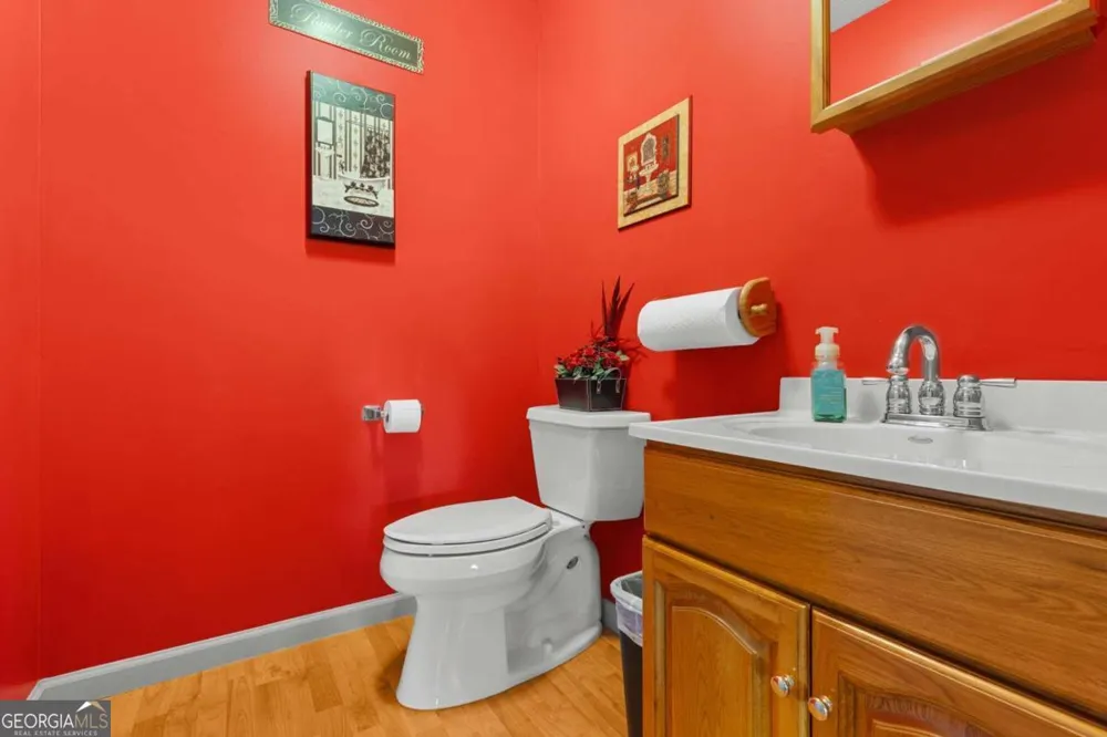 375 Dasher ST Lyons, GA 30436