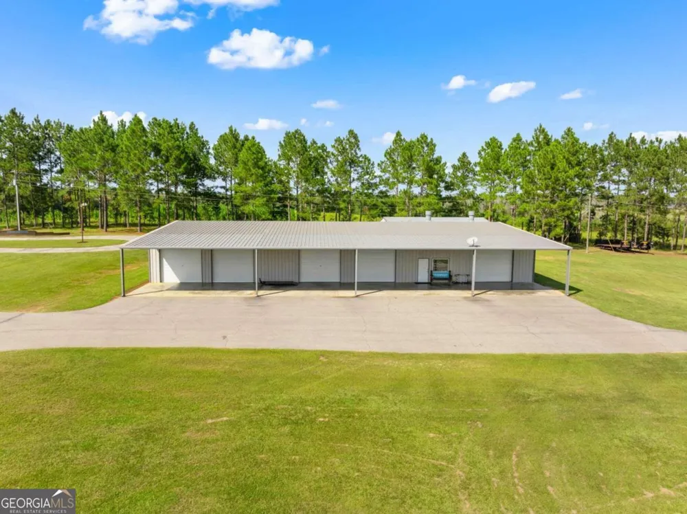 375 Dasher ST Lyons, GA 30436