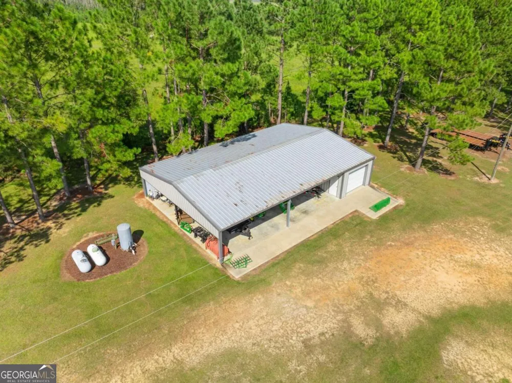 375 Dasher ST Lyons, GA 30436