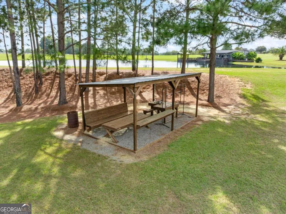 375 Dasher ST Lyons, GA 30436