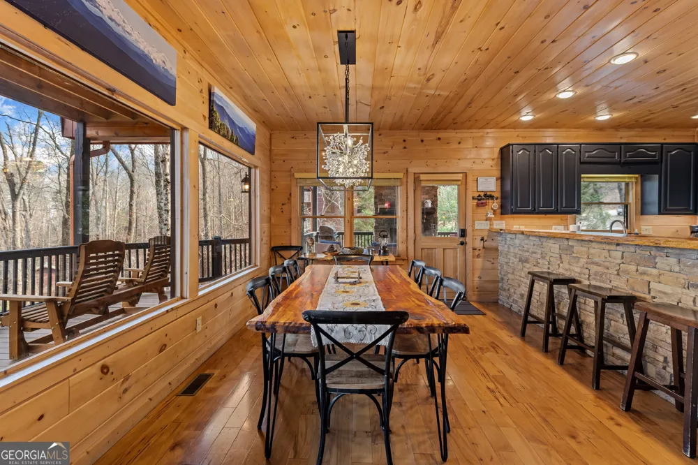 176 Katahdin DR Mineral Bluff, GA 30559