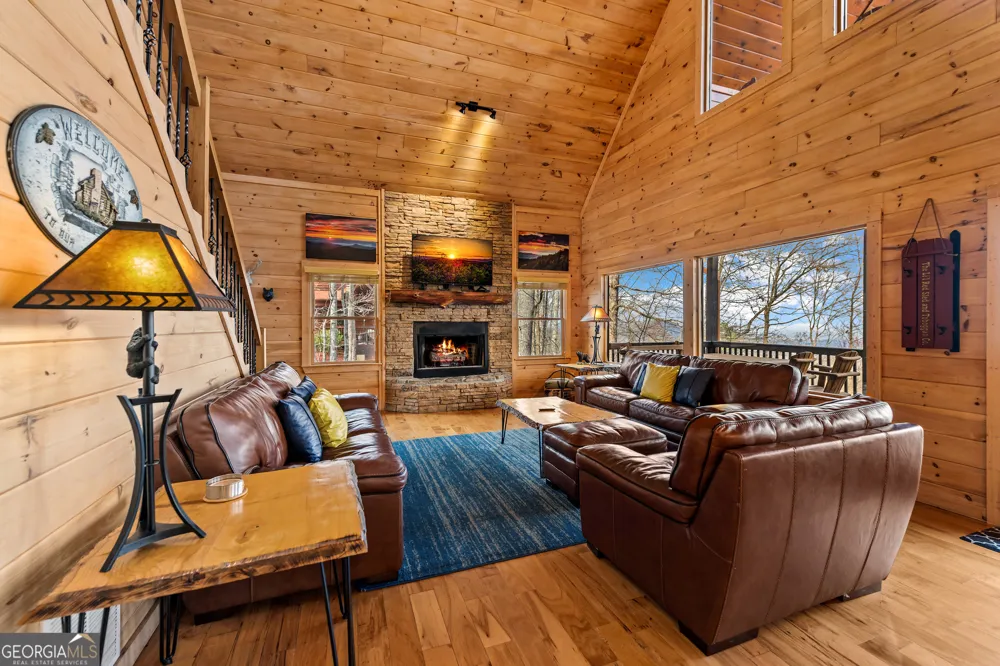 176 Katahdin DR Mineral Bluff, GA 30559