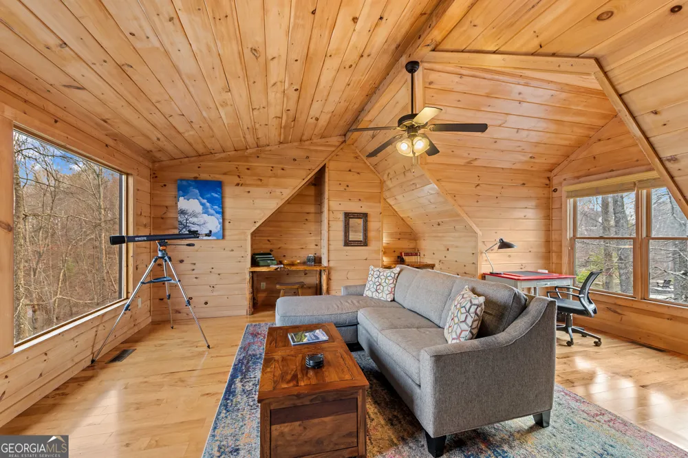 176 Katahdin DR Mineral Bluff, GA 30559
