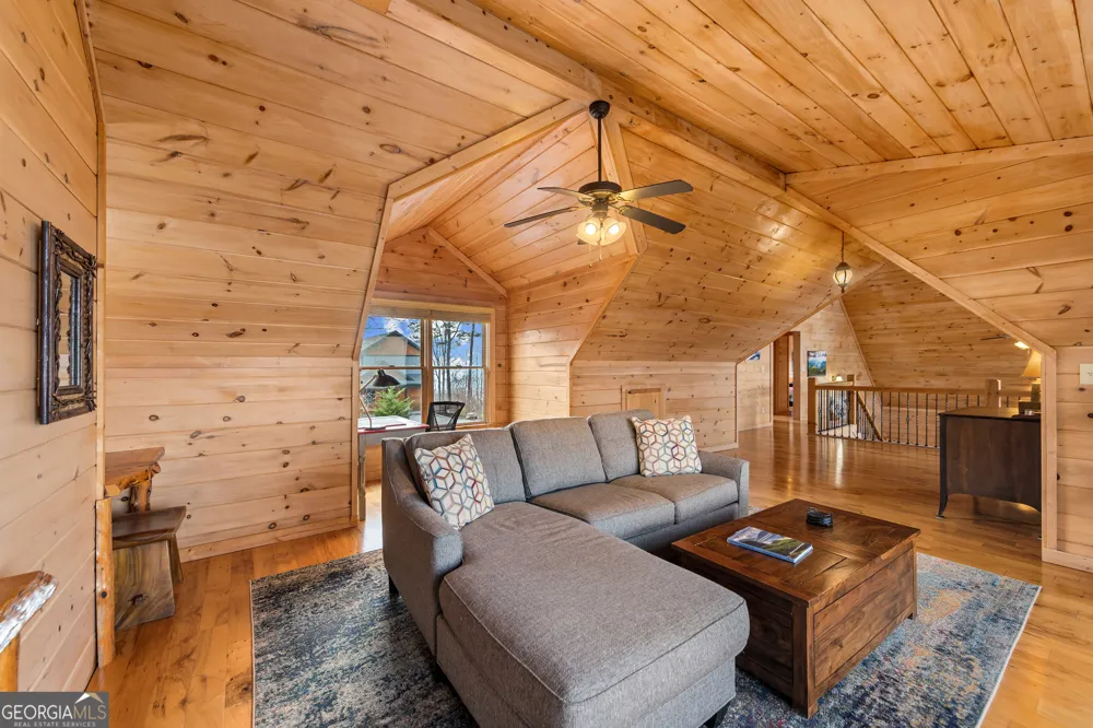 176 Katahdin DR Mineral Bluff, GA 30559
