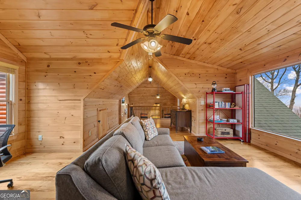 176 Katahdin DR Mineral Bluff, GA 30559